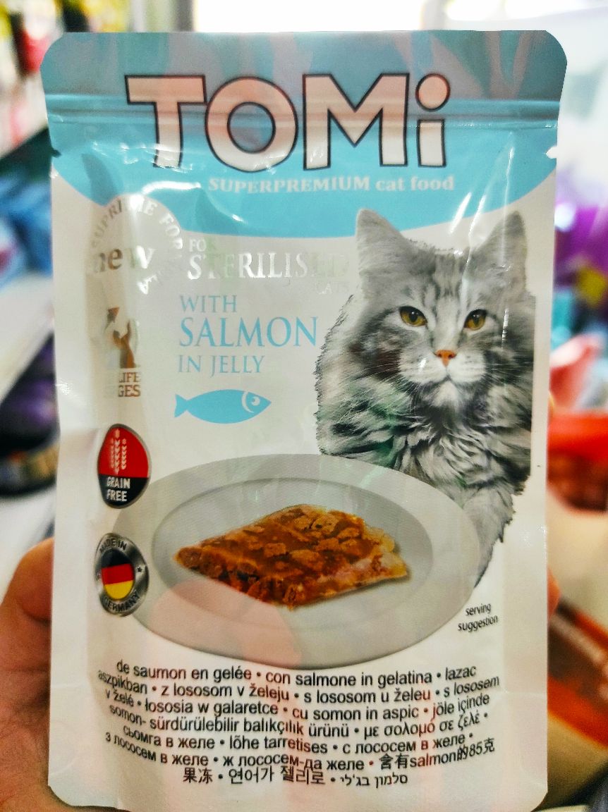Tomi sos za sterilisane macke losos 100gr