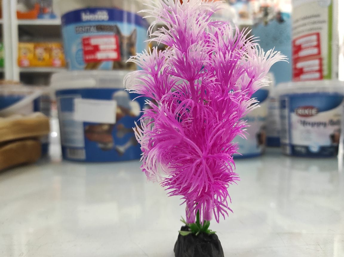 Plastično bilje roze