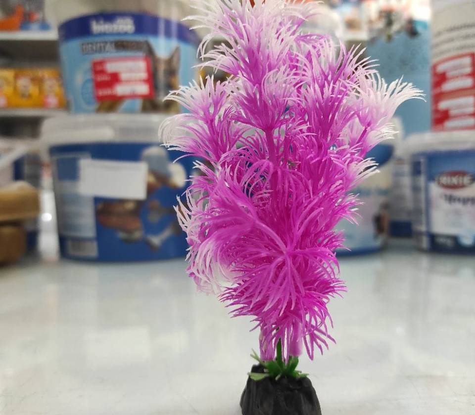 Plastično bilje roze